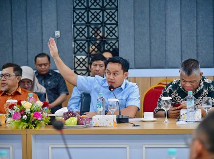 Legislator NasDem, Ujang Bey, menekankan pentingnya independensi internal partai politik sesuai amanat Undang-Undang
